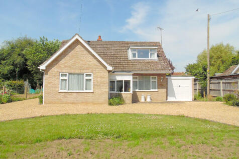 FRONT &amp; DRIVEWAY