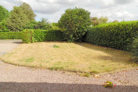 FRONT GARDEN