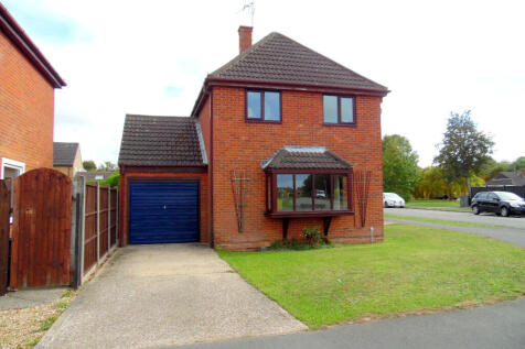 GARAGE/DRIVEWAY