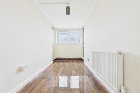 Harrow Court 2.jpg