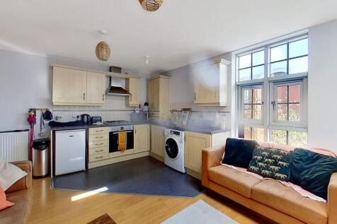 Open Plan Living Kitchen:
