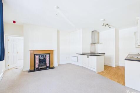 Lounge/ Kitchen