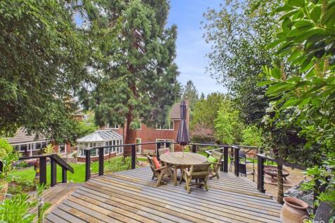 Upper Decking