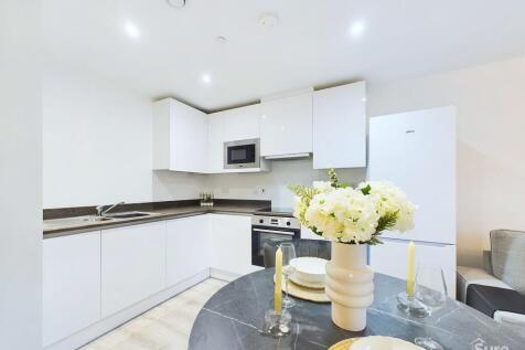 Kitchen/ Diner/ Lounge