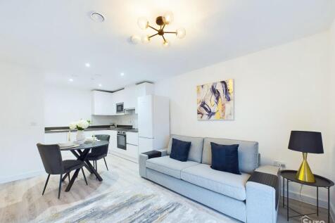 Kitchen/ Diner/ Lounge