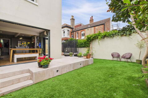 Property Image 28