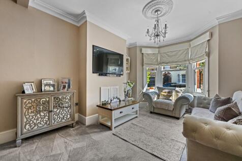 Through Lounge