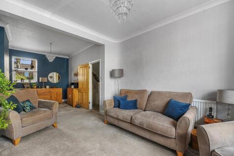 Through Lounge