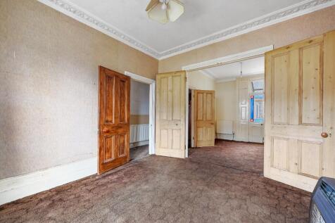 Through Lounge