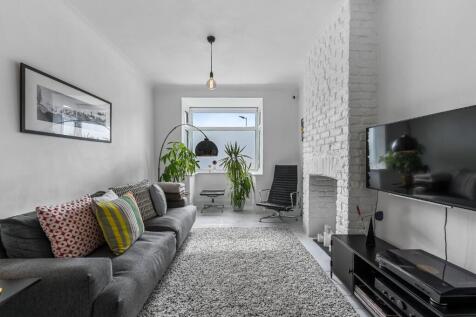 Through Lounge