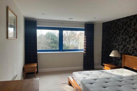 Master Bedrooom 1 
