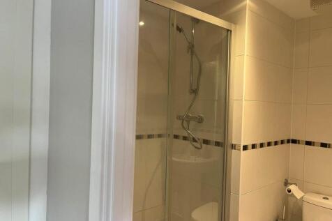 En Suite Shower Room