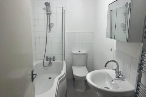 Bathroom 2 