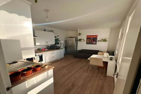 Kitchen 3