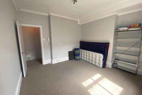 Studio Room 2