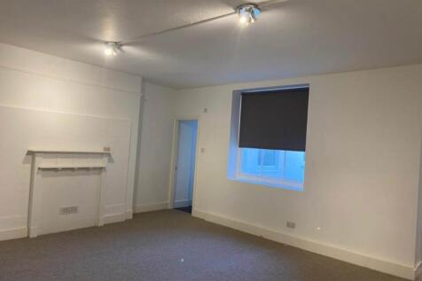 Living room photo 2