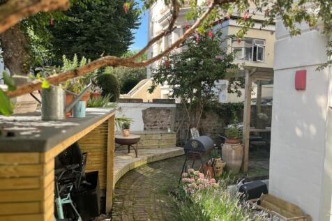 Garden 2 
