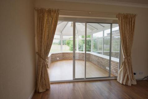8 Living Room to Conservatory