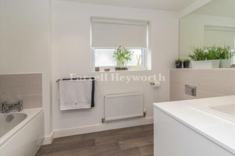 Bathroom image 2