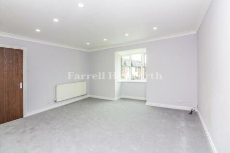 Lounge image 2