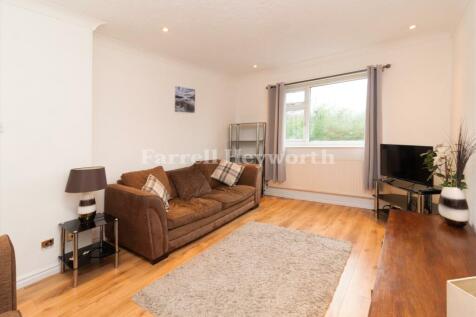 Lounge image 2