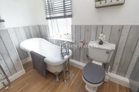 Bathroom view 2