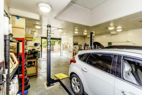 Garage view 3