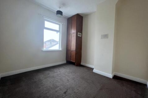 Rear Bedroom