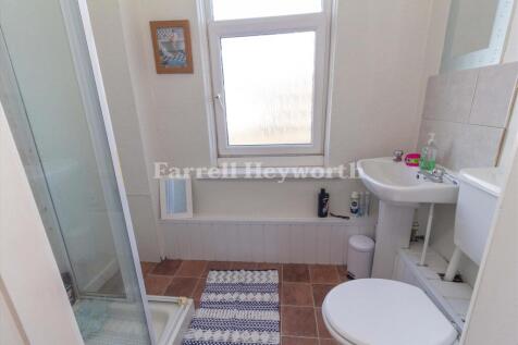 Bedroom 3 en suite
