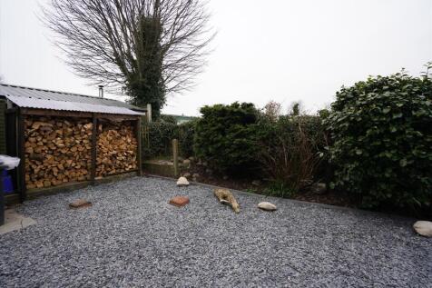 Garden &amp; Log Store A