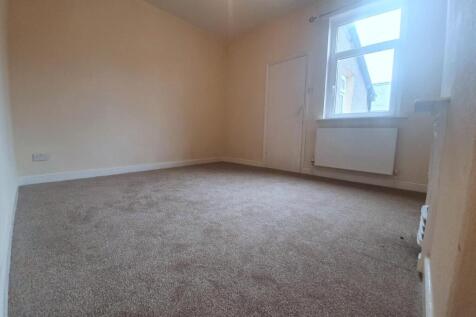 Rear Bedroom