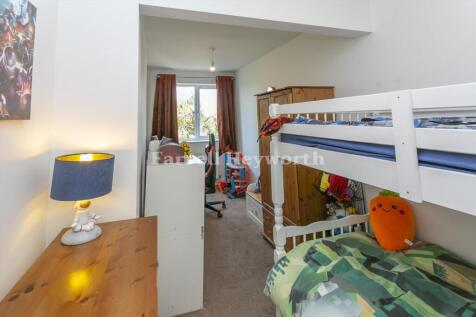 Bedroom 3 view 3