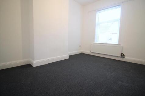 Rear Bedroom