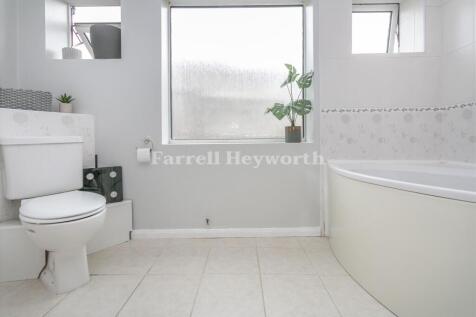 Bathroom view 3