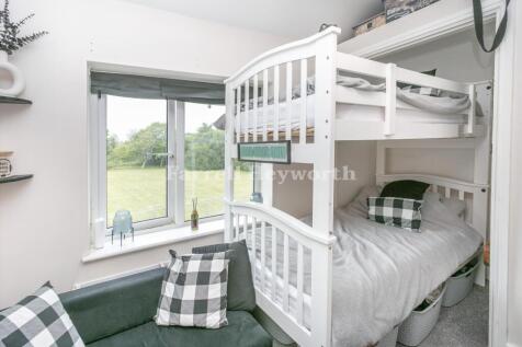 Bedroom 2 view 2