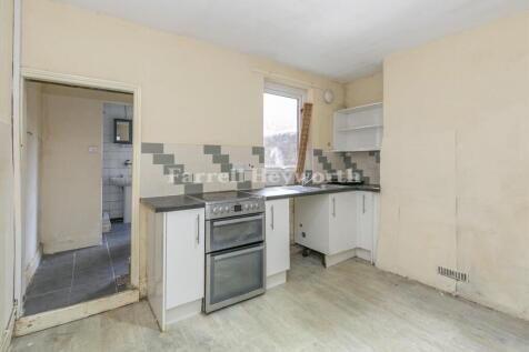 Kitchen diner view 2