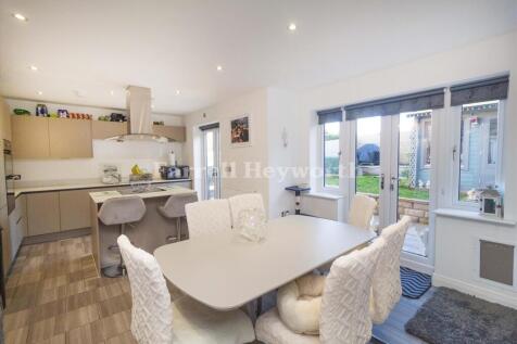 Kitchen and dining 2