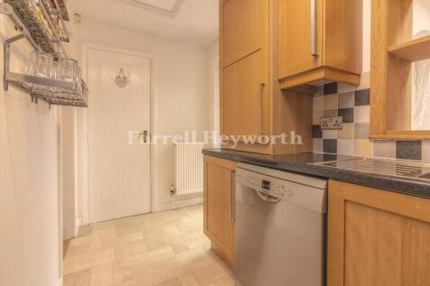Kitchen b