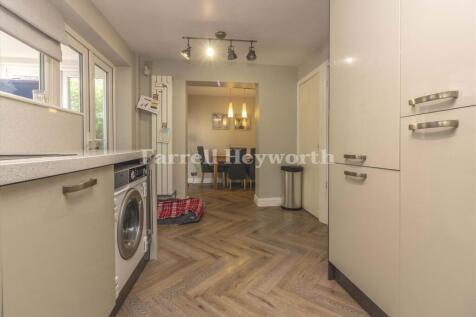 Kitchen b