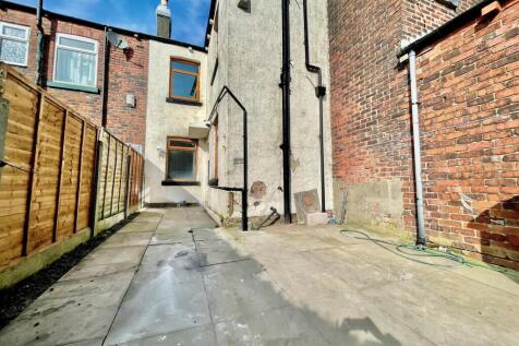 Rear garden view 2