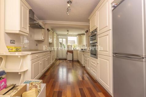 Kitchen b