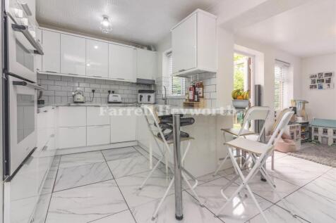 Kitchen d