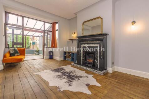 Living Room e