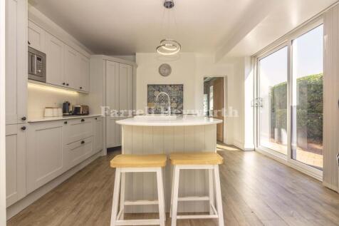 Kitchen e