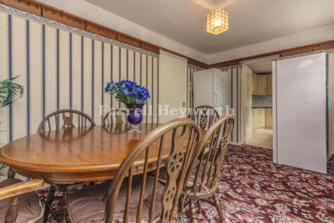 Dining b