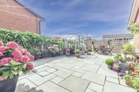 Garden b