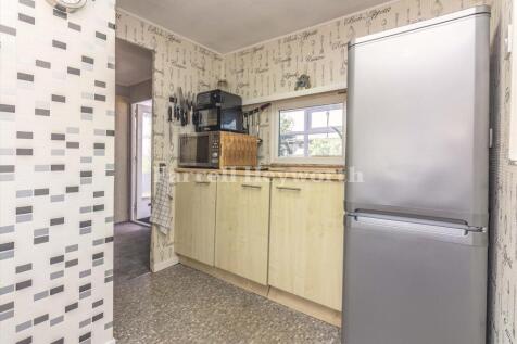 Kitchen b