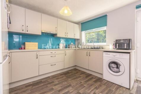Kitchen b