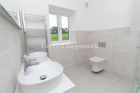 Bedroom 1 en suite