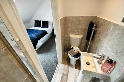 Bedroom 4 en suite